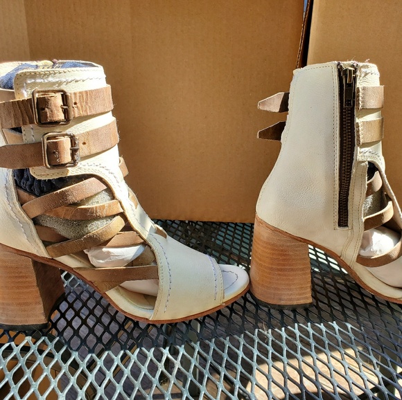 Freebirds - Tiara - Picture 2 of 5